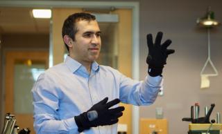 Smart glove